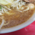 ラーメン二郎 - スープ