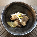 食彩厨房 甚兵衛 - ブリ煮のお通し