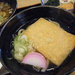 うどんちゃんのやたい - きつねうどん530円