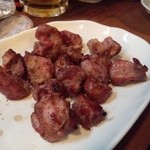 もつ焼 まるい - 2012.4 豚こにく焼き（380円）内緒の部位とのことです