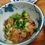亀の家食堂 - 本日の一品から・牛すじポン酢
      とろとろに煮込んであります(*^^*)