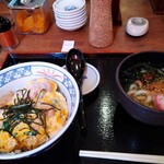 Machikadoya - 親子丼とミニうどんのセット　640円