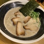 濃厚煮干とんこつラーメン 石田てっぺい - 