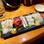 品川酒場 梅 - 刺身盛り合わせ