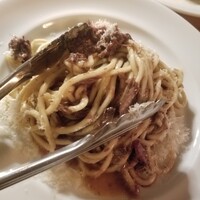 カルネジーオ イースト - 