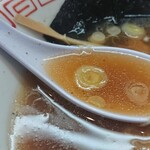 中華そば ラッキー - スープ