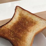 セントル ザ・ベーカリー - トーストにもしました^_^写真撮るの忘れて、現物はこれのみです笑