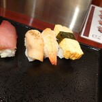 Nihombashi Gumpachi - つづいて、鮭、海老、玉子(20-01)、海老、玉子(２０-０１)