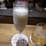 佐藤酒店 - 甘酒(牛乳割り)