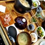 カフェ リーノ - あさりと茗荷の炊き込み土鍋ご飯(Bセット) 1580円