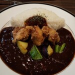 マルゼン カフェ - 唐揚げと京野菜のハヤシライス