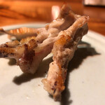 焼き鳥 とりら - 松葉、しゃぶりつきたい希少部位