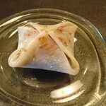 cenci - チョコレートの求肥巻き。