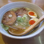 内モンゴル岩塩ラーメン（烏龍茶たまご付）