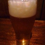 火の車 - 最初に「ビール」を。ビールも 5000円のコースに入っています。