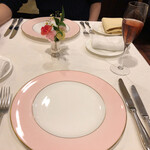 北島亭 - プレゼンテーションプレート。