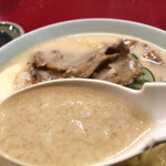 支那そば 北熊 - スープ