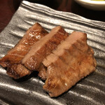 牛たん炭火焼 仁 - 