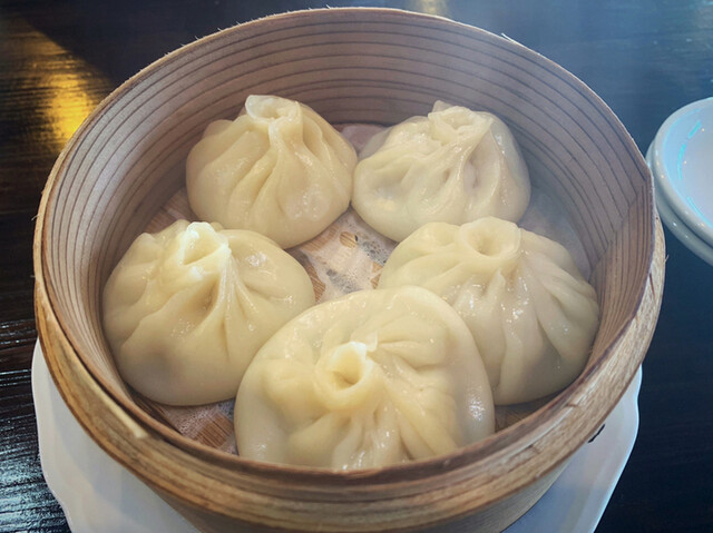 台湾料理 吉源 - 小笼包