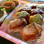 Shiono - 鰻とアボガドの握り