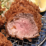 とんかつ檍 - 肉汁が染み出たひれかつ！
