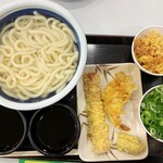 丸亀製麺 - 釜揚（得）、かしわ天、ちくわ天