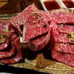 神田焼肉 俺の肉 - 