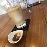 Cord Cafe  - アイスカフェラテ  500円