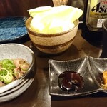 炭火焼鳥 鶏拓 - 突き出しとキャベツ