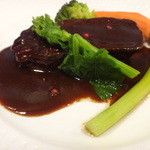 ビストロ茶葉蘭 - 柔らかくて美味しい牛タンシチュー