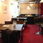 チャンプ亭 - 中はスナックのよう