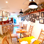 SAJI - 一人でも気軽に、カジュアルで落ち着いた雰囲気。