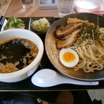 朝日屋 - 黒つけめん　￥７５０