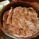 ひすい焼きステーキ八傳 - 