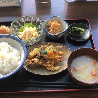 駐車場 西１８丁目駅でおすすめのカフェ 喫茶をご紹介 食べログ