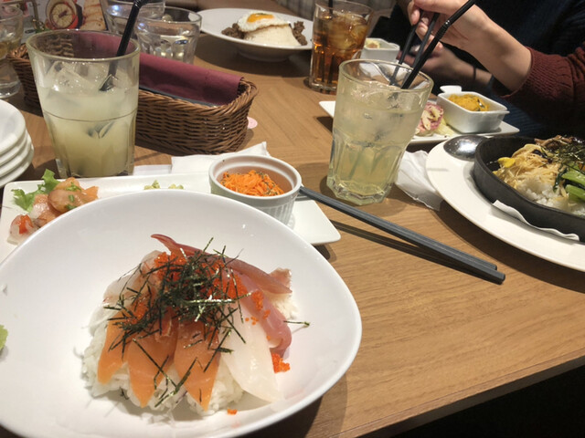 閉店 バリーズ Valis 名古屋 カフェ 食べログ