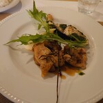 ノブレス オブリージュ - 本日の日替わり　鶏のロースト　ローズマリー風味とカンパチのエスカルゴ風(20-01)