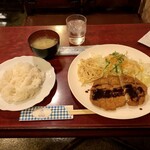 淀 - 豚ロースカツ　７００円