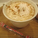 珈琲百貨店 - カプチーノにはシナモンスティックが