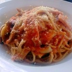 GROVE CAFE - ボローニャソーセージときのこのトマトソース