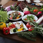 Sumibi Yaki Tori Kicchin Hiyoko Isuto - 地元柏の新鮮な野菜を使ったサラダ!♪
