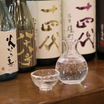 Sumibi Yaki Tori Kicchin Hiyoko Isuto - 全国の様々な日本酒置いてます