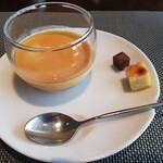 中国飯店 琥珀宮 - プリンにチョコレートとスイートポテトも！