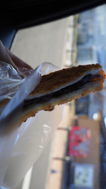 パン工房 アンマローネ（パンコウボウ アンマローネ） - 池月（パン）