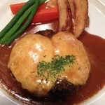 茶豆蘭 - モッツァレラチーズ焼ハンバーグコース（１３４４円）