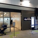 Matina  - ラウンジの入口♪