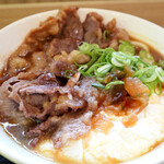 たまごカレーうどん カレタマ - 肉多めでした。