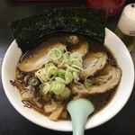 Ramenhakkou - キャーーー！！！チャーシュー麺！
                        黒い醤油のチャーシュー麺！！！
                        
                        
