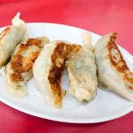 安生 - ギョーザ