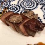 神戸牛 ステーキ割烹 雪月花 炭火焼 - 神戸牛のタン（トリュフ）2